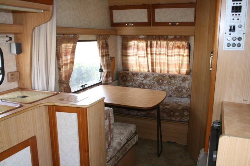 interior1.jpg