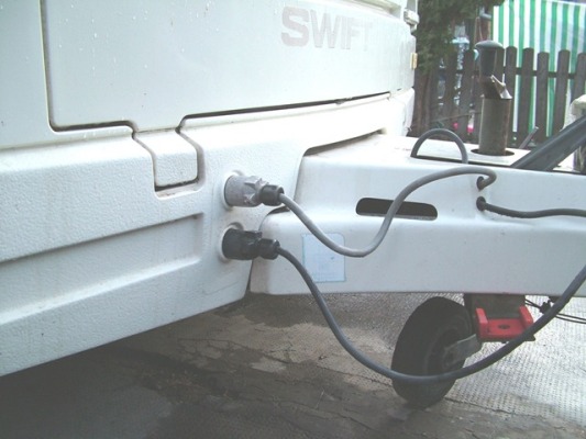 2 cuple exterior.JPG