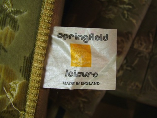 marca material canapele.JPG