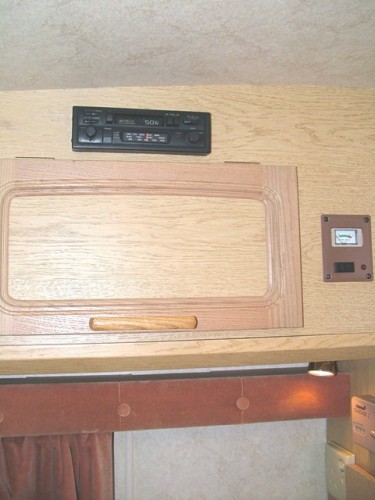 radio casetofon Sharp 12 v.JPG