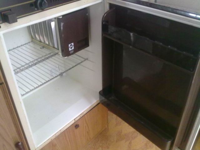 12042010870.jpg