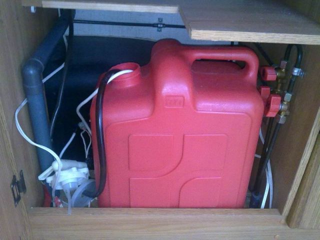 12042010873.jpg