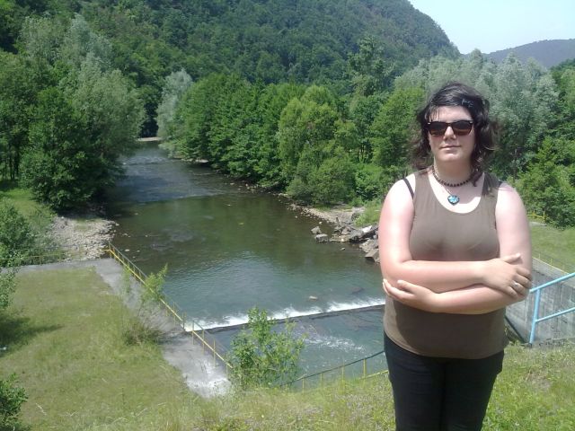 Valea Iadului in aval de Barajul Lesu