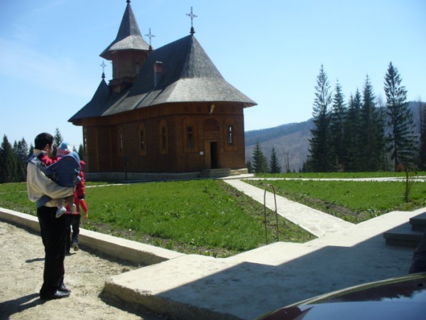 Manastirea Poiana Largului