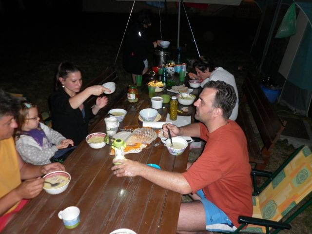 030.JPG