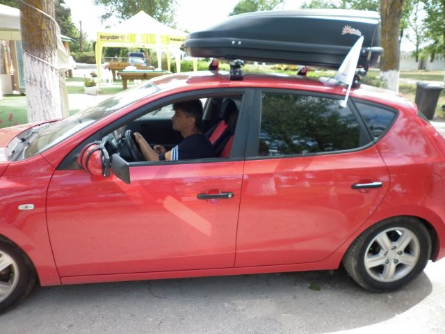 030.JPG
