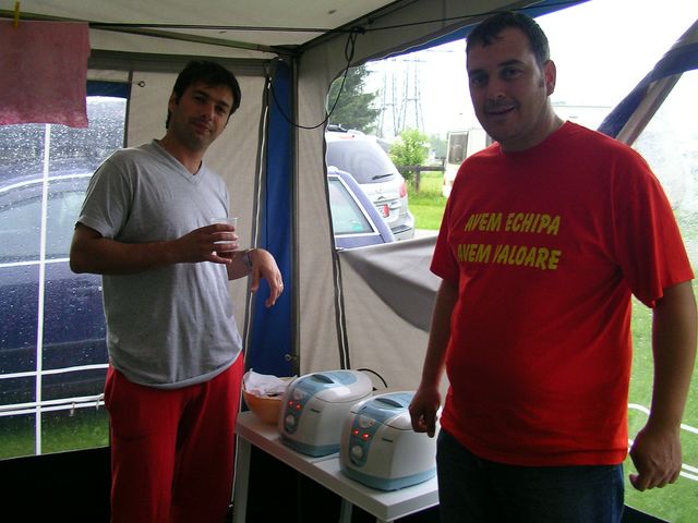 in timp ce pregateam masa...