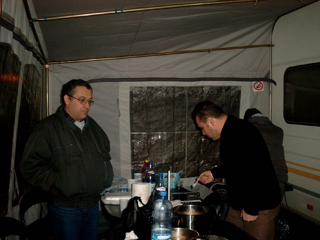 Vali nu da la nimeni