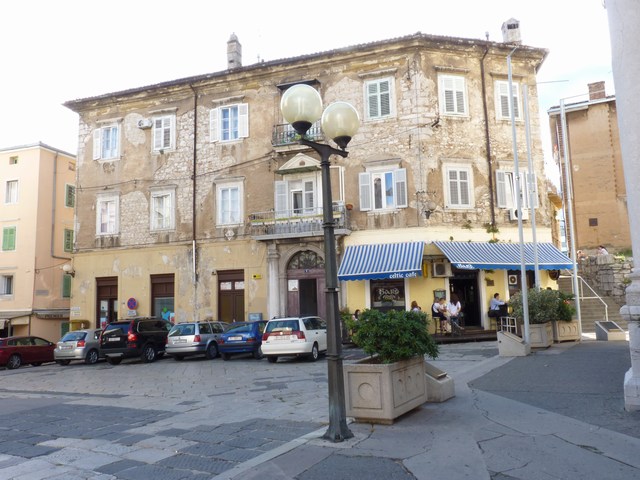 mini-P1050102.JPG