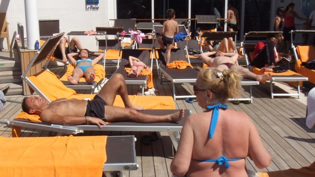 la piscina