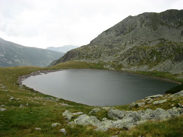 lacul peleaga.JPG