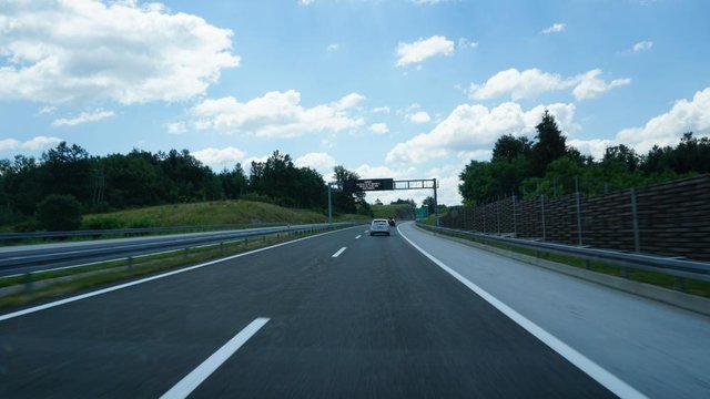 DSC00168.JPG (55.04 KiB) Vizualizat de 4699 ori Drmul Belgrad - Zagreb