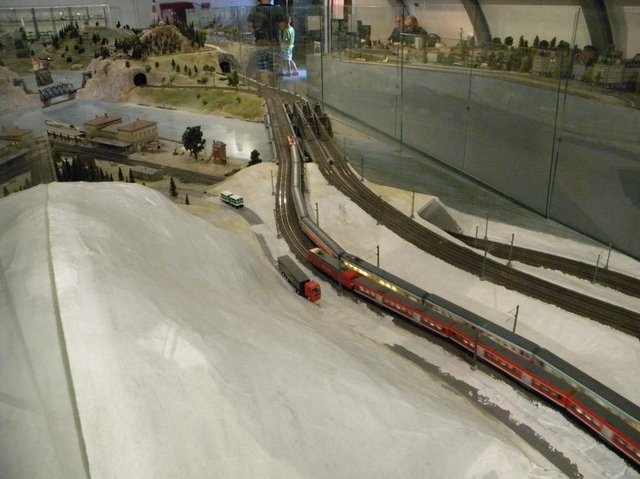 tren4.jpg