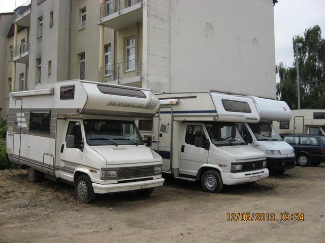 IUN111.JPG