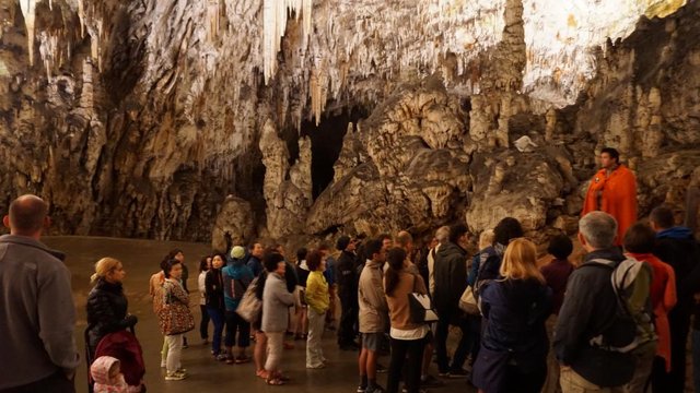 DSC01315.JPG (99.47 KiB) Vizualizat de 3077 ori Postonja Cave