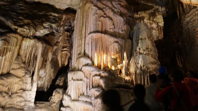 Postonja Cave
