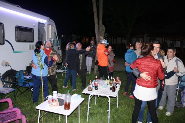 IMG_0061.JPG (99.13 KiB) Vizualizat de 3046 ori S-a facut miscare