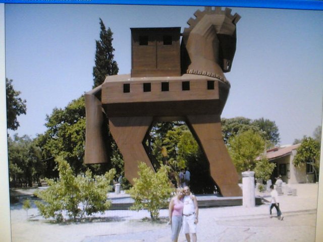 24072008(001)-001.jpg