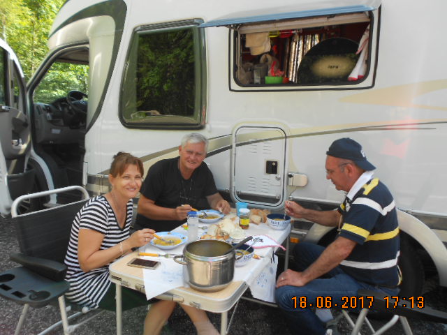 DSCN8040.JPG