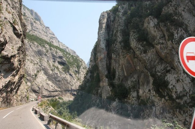 IMG_4488.JPG (114.88 KiB) Vizualizat de 3642 ori Cheile Moravei