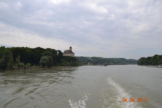 06.jpg
