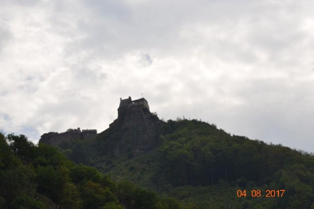 08.jpg