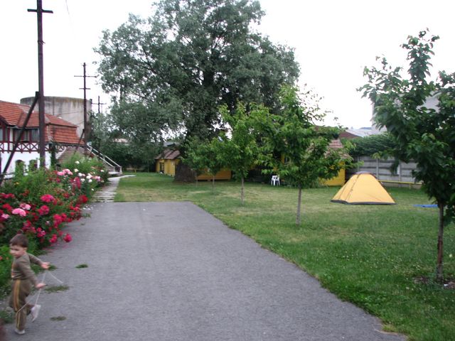 locul pentru corturi.jpg