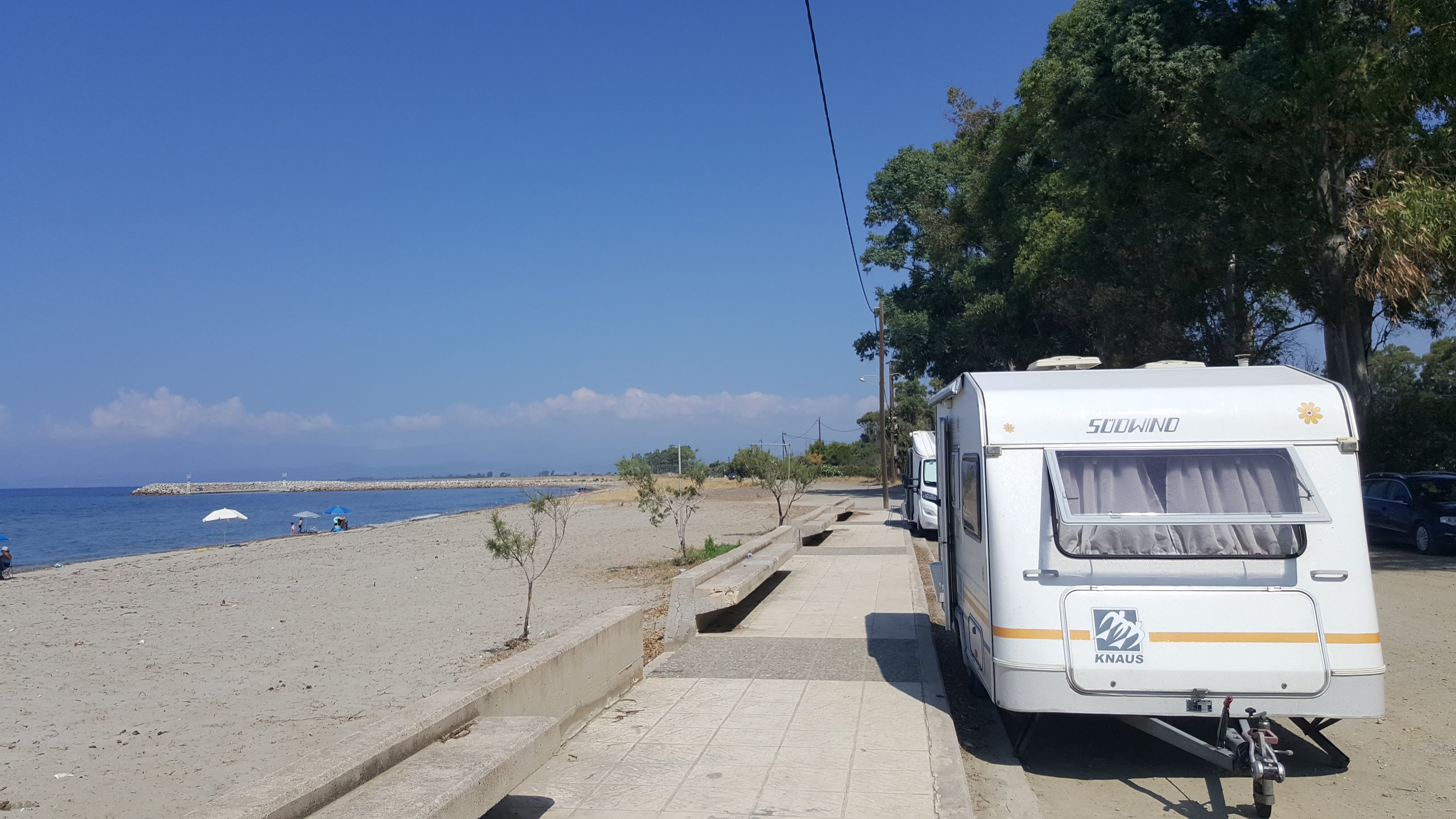 plaja fara nume.jpg