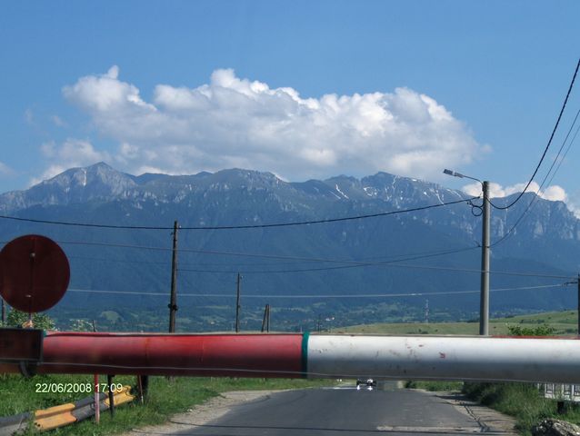 Masivul Bucegi, fotografiat la plecare