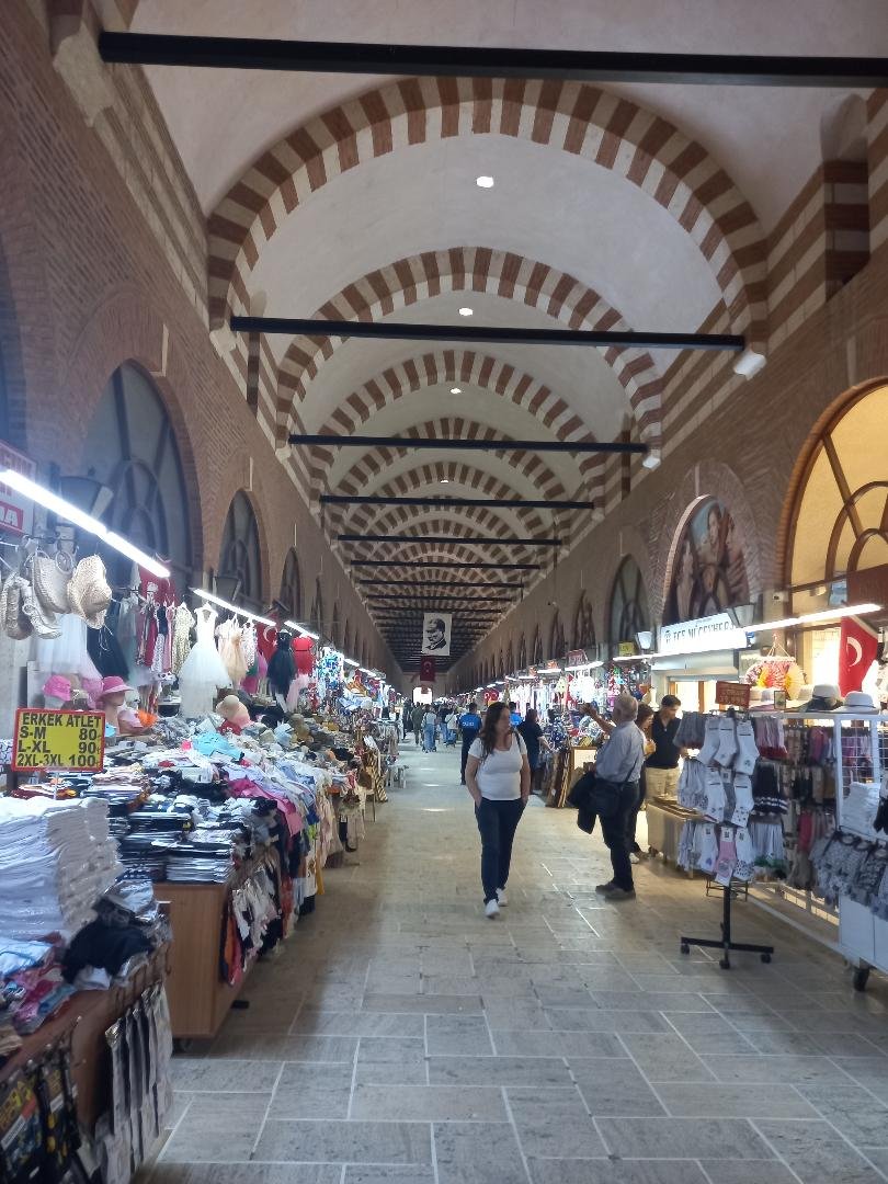 Bazarul din Edirne.jpeg