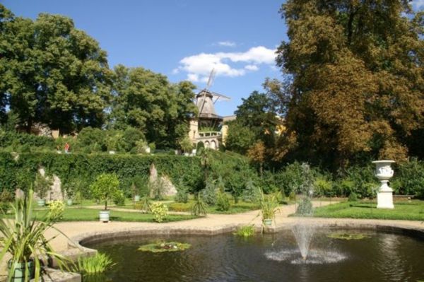 17SansSouci.jpg