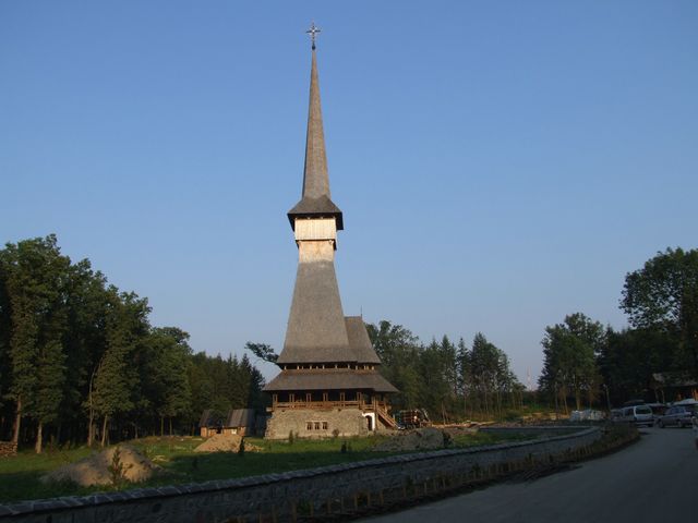 manastirea sapanta peri (17) [640x480].JPG