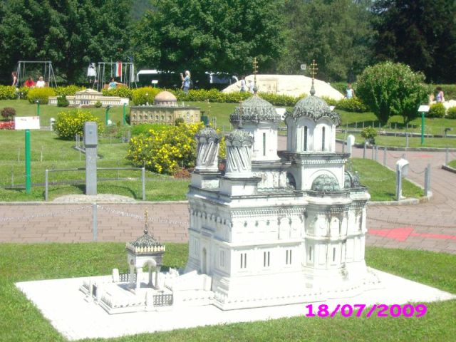 Curtea de Arges mic.jpg