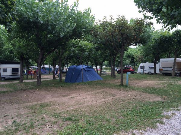 Campingul de la lacul LA Garda