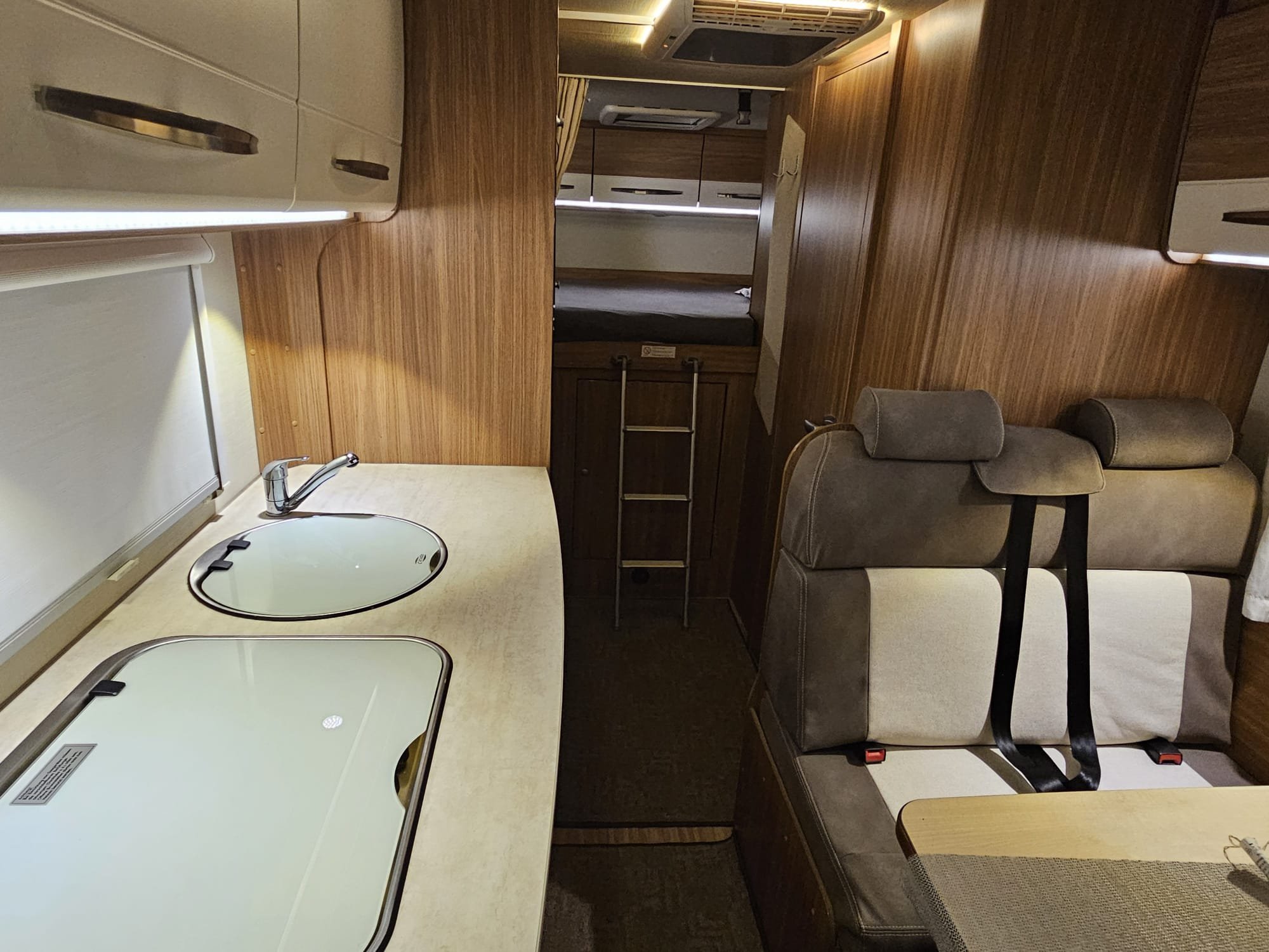 WhatsApp Image 2026-02-02 at 15.00.01 (1).jpeg